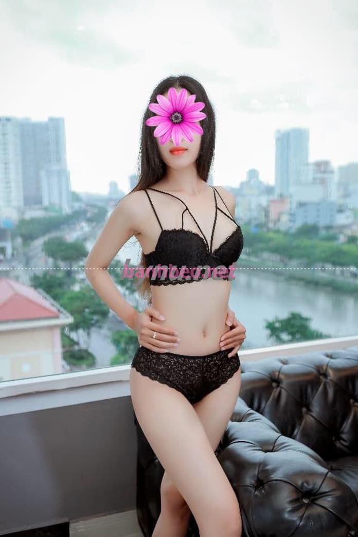 NEW GIRL DÂU TÂY - DÁNG CHUẨN, MẶT XINH, DỄ THƯƠNG, SERVICE TỐT - 0933526727