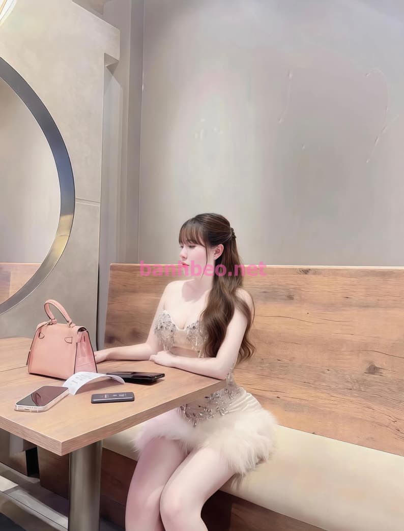 THỦY TIÊN –EM GÁI - NGỌT NGÀO THIÊN THẦN ĐÁNG YÊU DỄ THƯƠNG, YÊU CHIỀU NHƯ NGƯỜI TÌNH