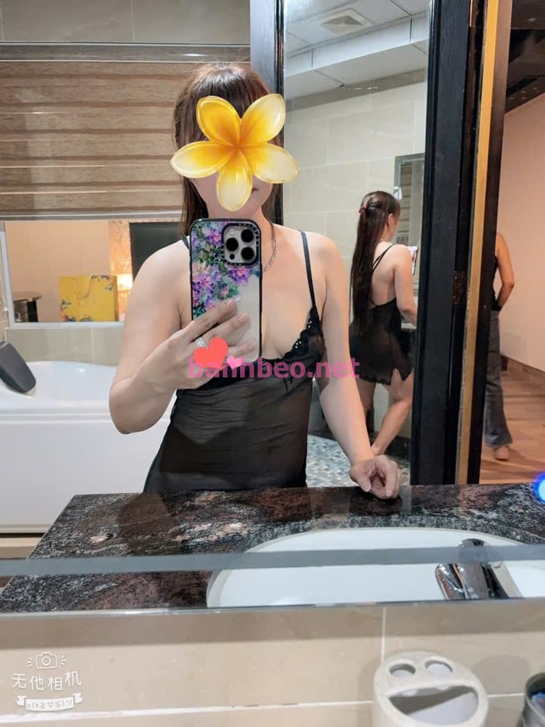 Ngọc Nhi- em tươi xanh, thơm ngon bổ rẻ!!!