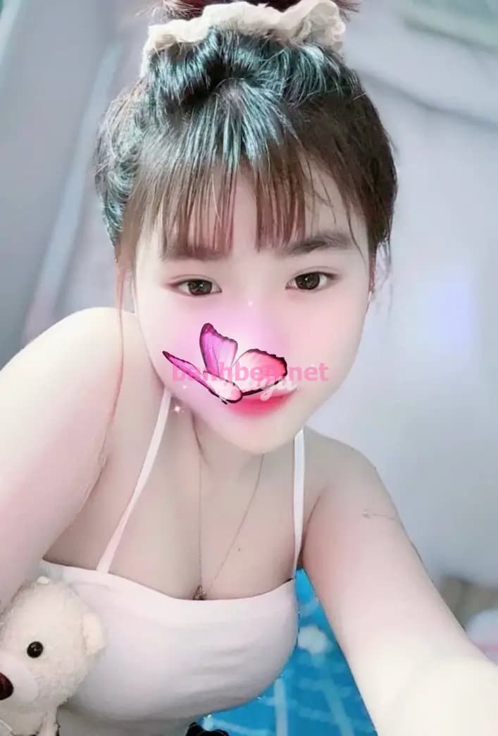 Bé Nấm - em siêu non tơ, ngây thơ hấp dẫn!!!